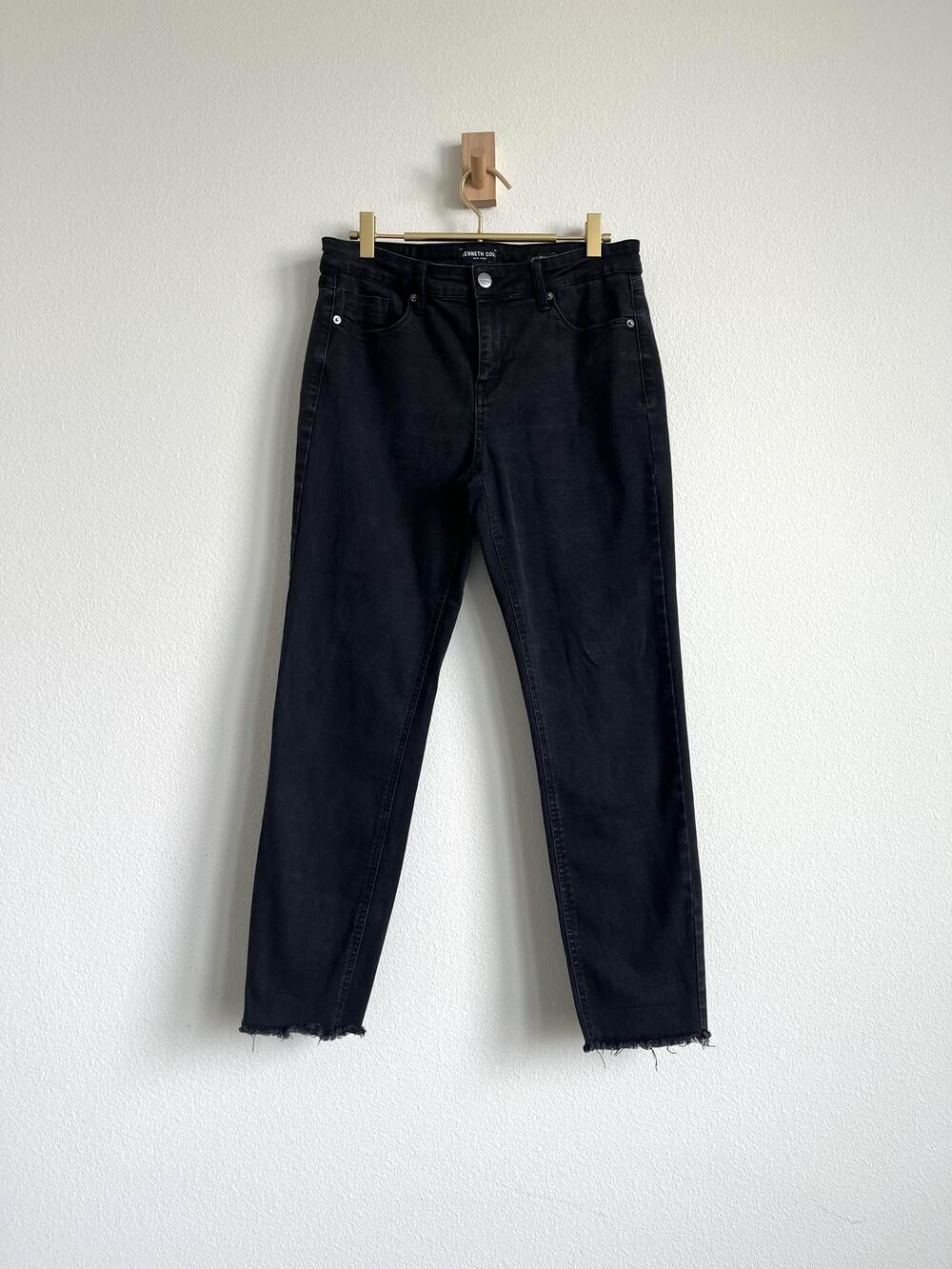 Kenneth Cole Jess Skinny Indie Sleeze Bikercore Raw Hem Ankle Jeans - Size 10